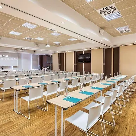 Pueblo Acantilado Apartamento