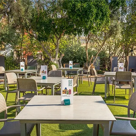 Appartamento Occidental Pueblo Acantilado *