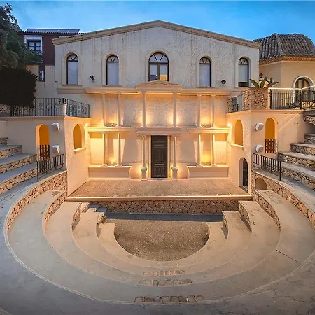 Occidental Pueblo Acantilado